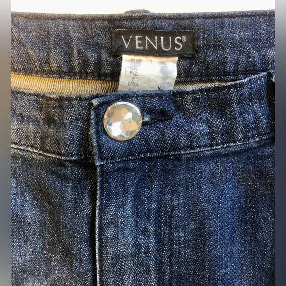 Ladies Venus brand size 12 jeans dark wash with plenty of bling and stretch - Picture 6 of 10